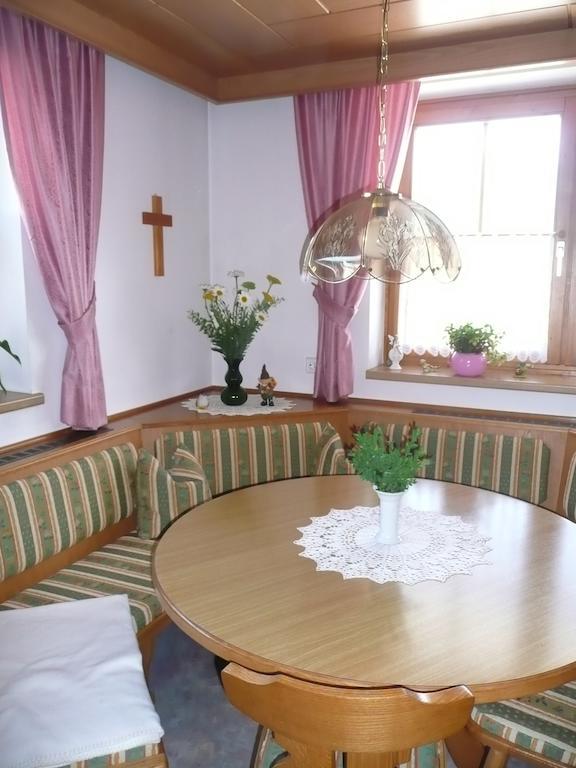 Haus Rosi Villa Uttendorf Room photo